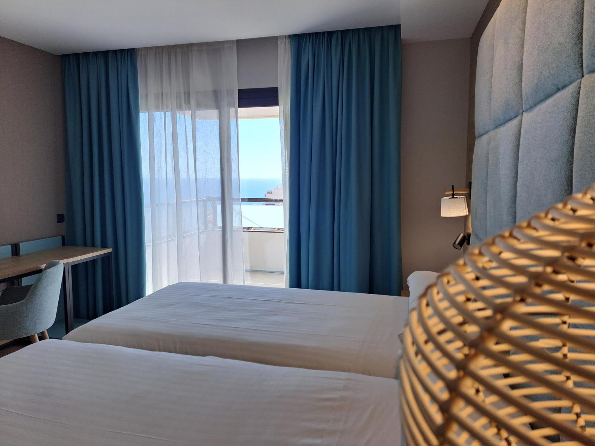 Hotel Maya Alicante Exterior photo