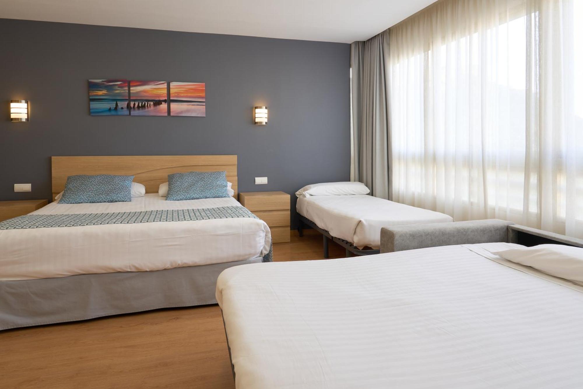 Hotel Maya Alicante Exterior photo